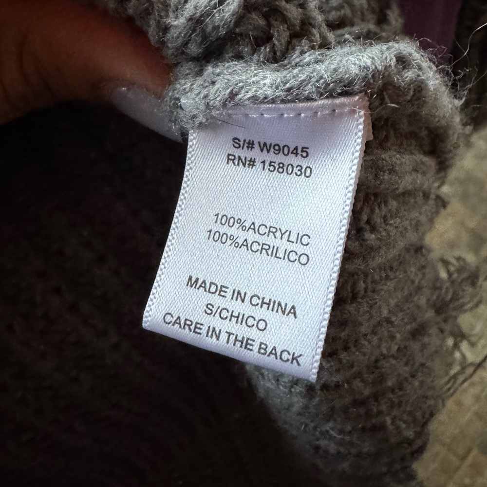 Distressed Gray Sweater - Picture 4 of 4